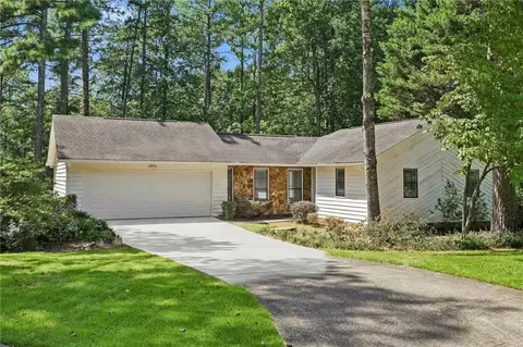4049 Tutwren Ct NE, Marietta, GA 30066