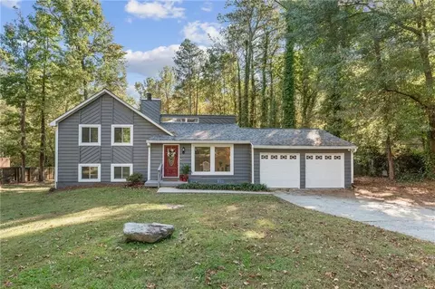 1973 N Landing Way, Marietta, GA 30066