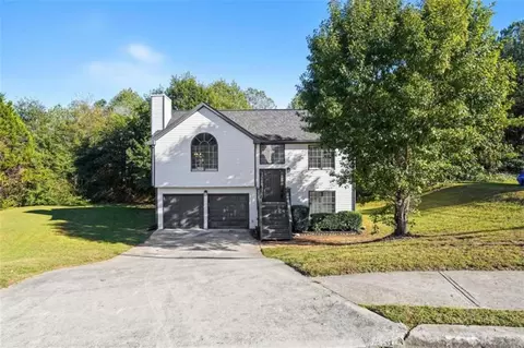 3868 English Valley Dr, Ellenwood, GA 30294
