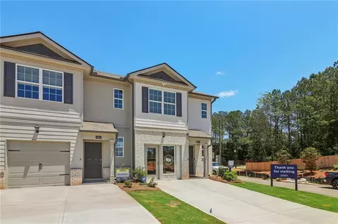 516 Woodcreek Cir SW #10, Atlanta, GA 30331