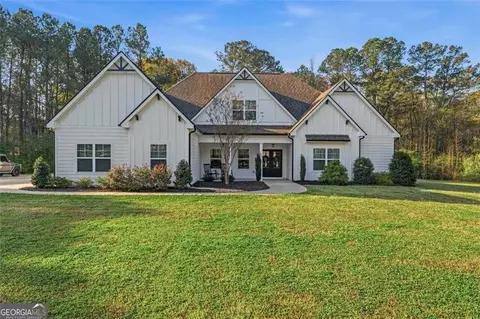 1058 Lawshe Rd, Senoia, GA 30276
