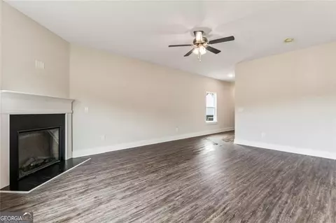 Living - 11201 Cornerstone Way, Hampton, GA 30228 photo 2 of 3