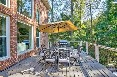 Exterior - 9030 Preston Ln, Suwanee, GA 30024 photo 6 of 20