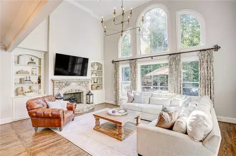 Living - 9030 Preston Ln, Suwanee, GA 30024 photo 1 of 10