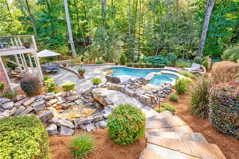 Exterior - 9030 Preston Ln, Suwanee, GA 30024 photo 4 of 20