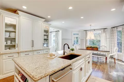 Kitchen - 9030 Preston Ln, Suwanee, GA 30024 photo 9 of 9