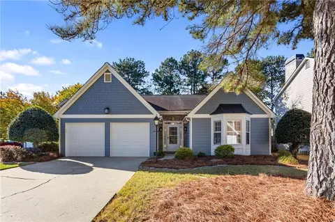 1632 Pinebreeze Dr, Marietta, GA 30062