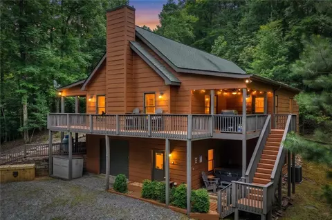 50 Kings Ct, Ellijay, GA 30540