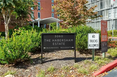 3060 Pharr Court North NW #216, Atlanta, GA 30305