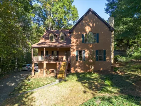 730 Elk Cove Ct NW, Kennesaw, GA 30152