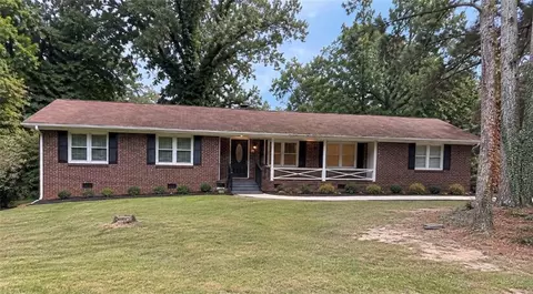 524 Rowland Rd, Stone Mountain, GA 30083
