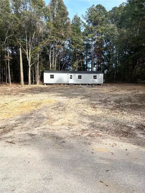515 Susan Dr, Villa Rica, GA 30180