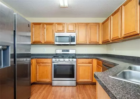 Kitchen - 11517 Haleigh St, Hampton, GA 30228 photo 2 of 3