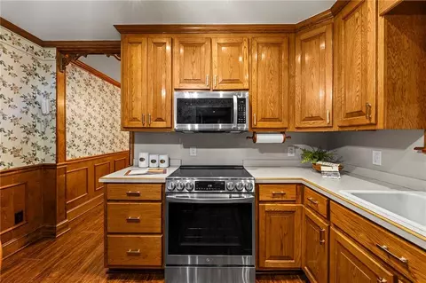 Kitchen - 116 Walnut Rd, Jasper, GA 30143 photo 3 of 5