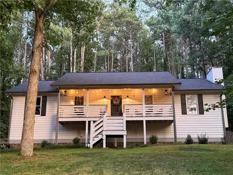 417 Sweetgum Dr, Woodstock, GA 30188