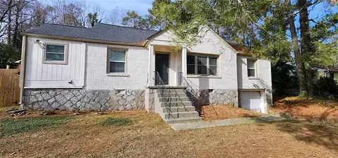 1385 Dodson Dr SW, Atlanta, GA 30311