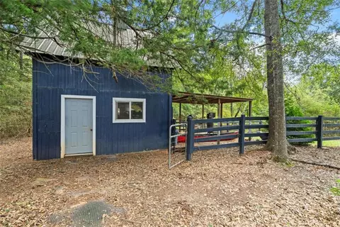 Exterior - 3905 Prospect Rd, Rutledge, GA 30663 photo 16 of 22