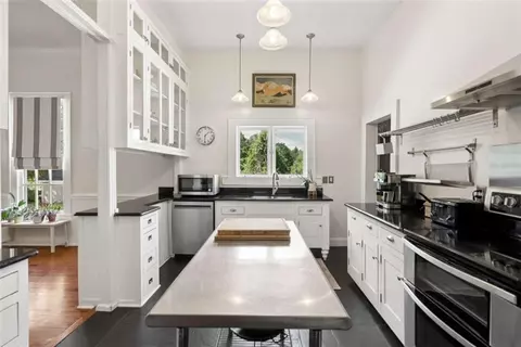 Kitchen - 3905 Prospect Rd, Rutledge, GA 30663 photo 2 of 6