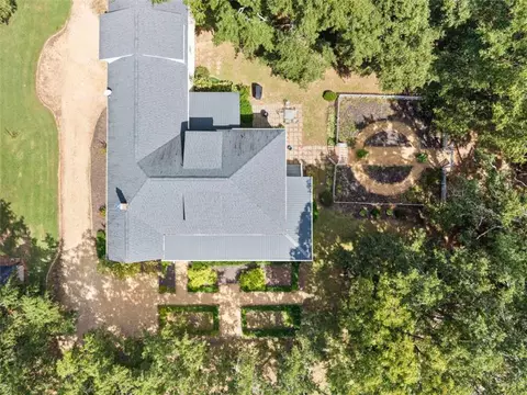 Exterior - 3905 Prospect Rd, Rutledge, GA 30663 photo 17 of 22