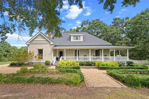 Exterior - 3905 Prospect Rd, Rutledge, GA 30663 photo 2 of 22