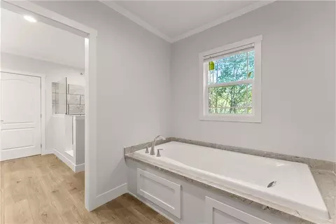 Bath - 256 Mountain Oak Rd, Jasper, GA 30143 photo 3 of 4