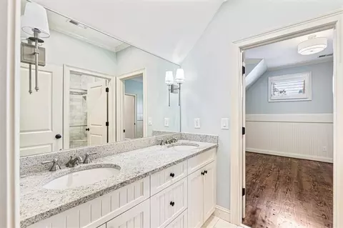 Bath - 12732 Lecoma Trce, Milton, GA 30004 photo 5 of 9