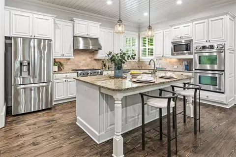 Kitchen - 12732 Lecoma Trce, Milton, GA 30004 photo 3 of 8