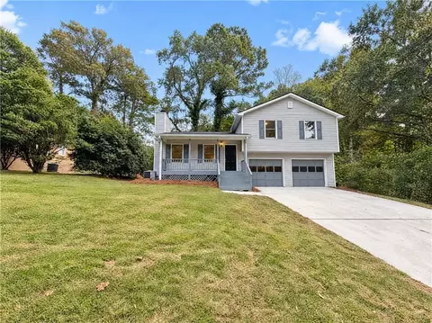 91 Cross Creek Ct, Villa Rica, GA 30180