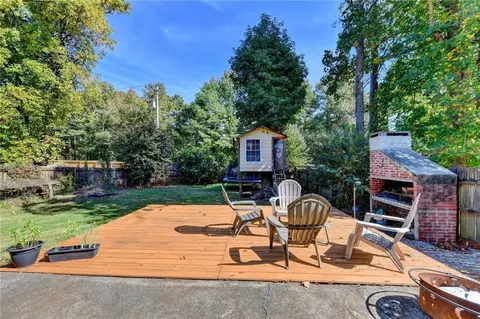 Exterior - 840 Ahearn Ct, Suwanee, GA 30024 photo 5 of 11