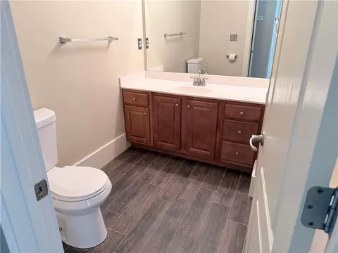 Bath - 250 Ryan Ln, Covington, GA 30014 photo 7 of 9