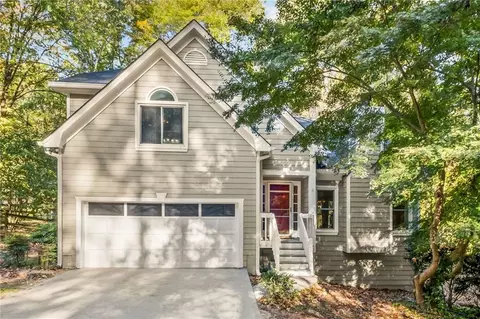 6011 Cherecobb Ln, Woodstock, GA 30188