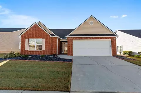 709 Village Ln, Loganville, GA 30052