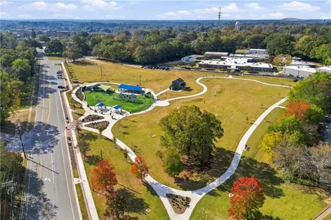 View/Area - 225 Bellview St, Winder, GA 30680 photo 3 of 3