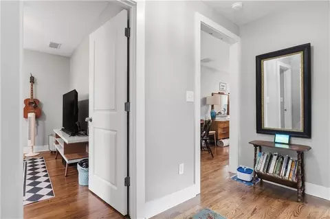 Entry Way - 225 Bellview St, Winder, GA 30680 photo 2 of 3