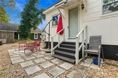 Exterior - 225 Bellview St, Winder, GA 30680 photo 5 of 14