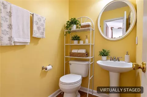 Bath - 4135 Spring Cove Dr, Duluth, GA 30097 photo 1 of 6