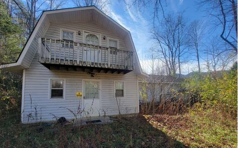 919 Bethabara Rd, Hayesville, NC 28904 photo 1