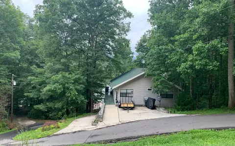 12 Hillside Dr, Murphy, NC 28906 photo 1