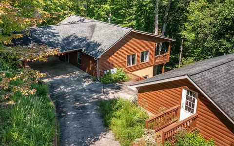76 Hollyanne Pond Rd, Hayesville, NC 28904