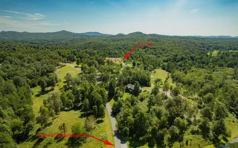 26 Arbor Circle, Mineral Bluff, GA 30559