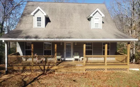 85 Mccracken Cove Rd, Hayesville, NC 28904