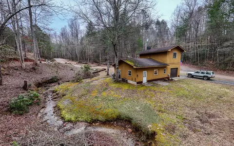 55 Blue Jay Ln, Marble, NC 28905