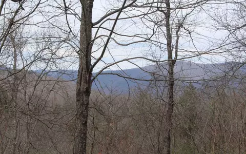 2930 N Ridge High Mdws, Hayesville, NC 28904