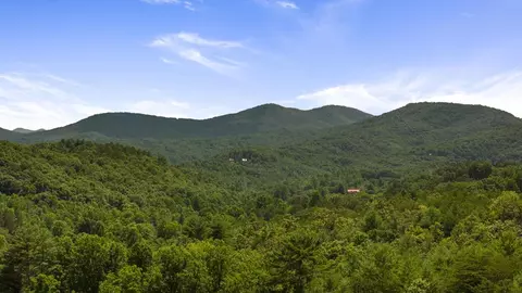 1 Ac Green Cove Rd, Brasstown, NC 28902