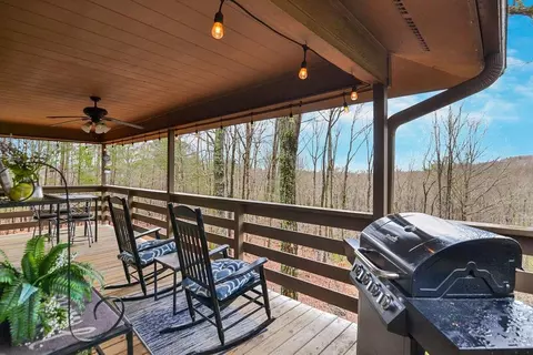 34 Garrett Dr, Ellijay, GA 30540