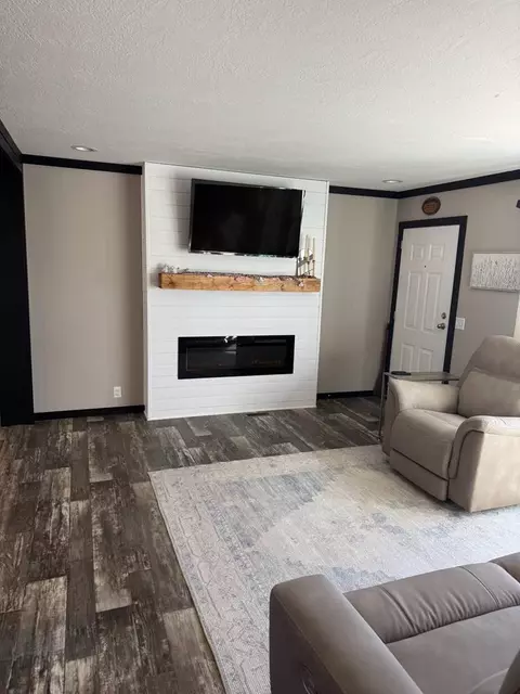 Living - 35 Bergan Moore Rd, Murphy, NC 28906 photo 3 of 3