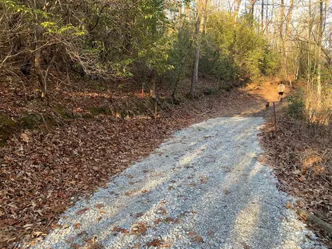 166 Qualla Ter, Murphy, NC 28906