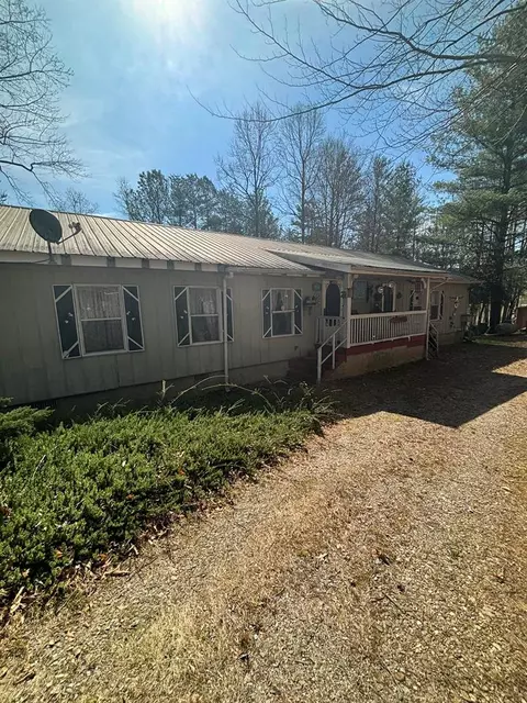 36 Benson Dr, Blairsville, GA 30512
