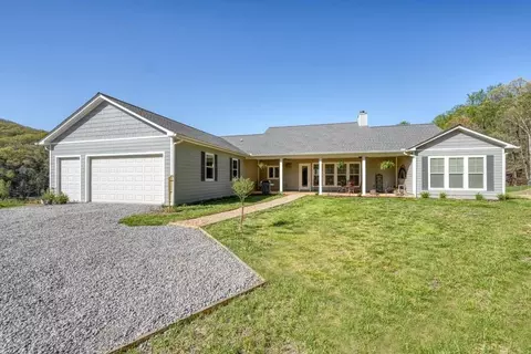 1735 Downings Creek Rd, Hayesville, NC 28904