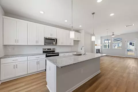 Kitchen - Unit 31 Grove Loop, Blue Ridge, GA 30513 photo 4 of 18